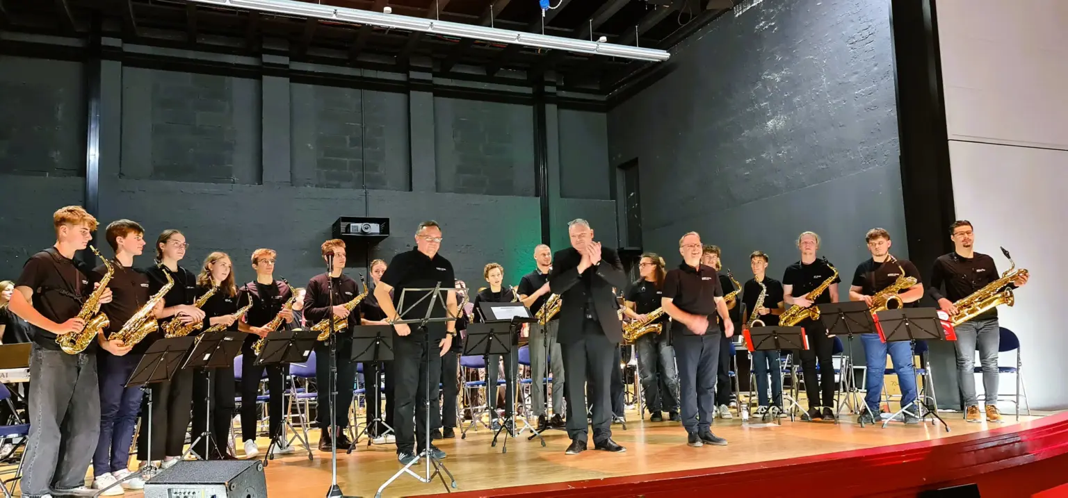2024 11 10 Bigband Konzert Enjoy Jazz im Rohrbacher Kulturhaus Johanna Hübel 7a (4)