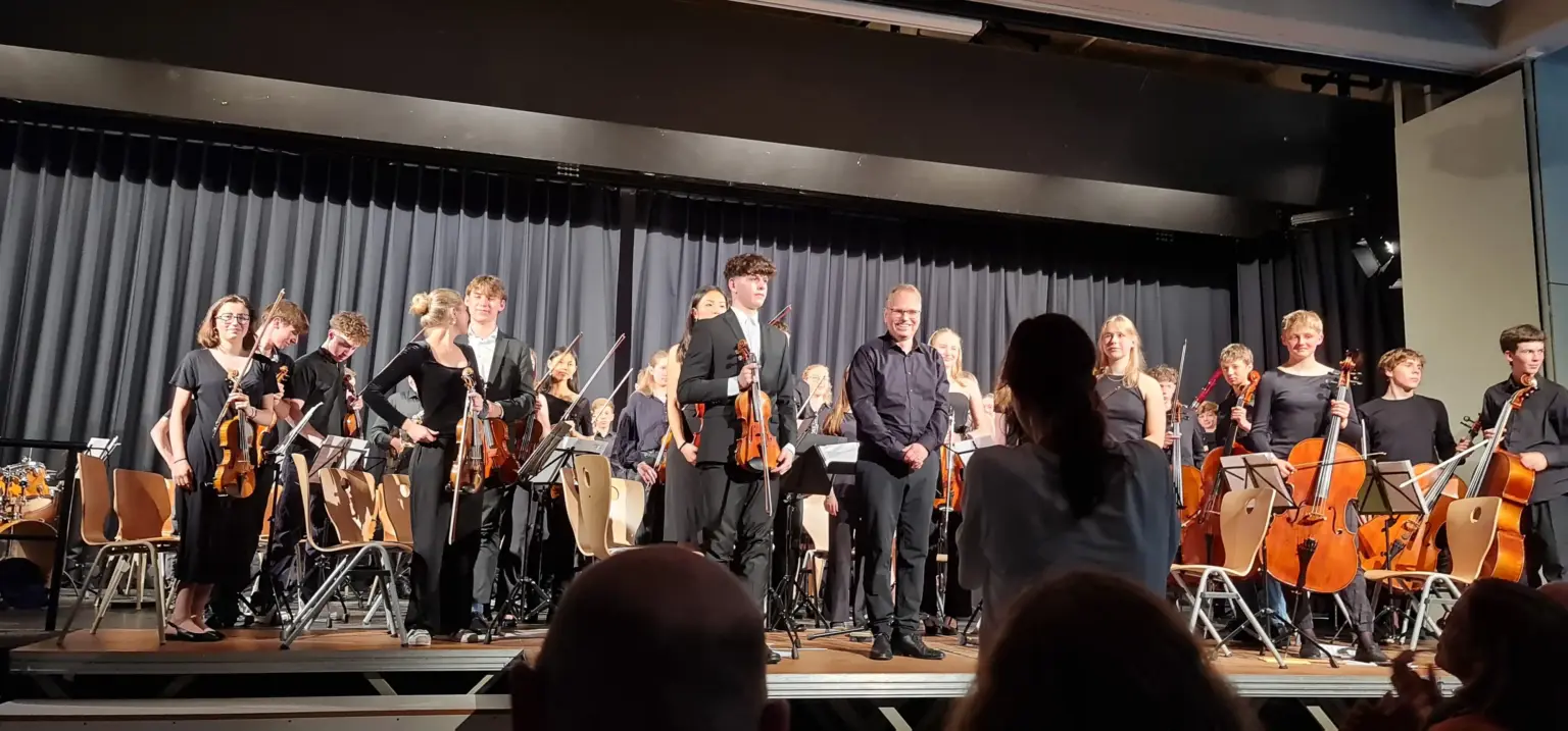 2025 06 04 Sommerkonzert der Mittel und Oberstufe Johanna Hübel 7a (2)