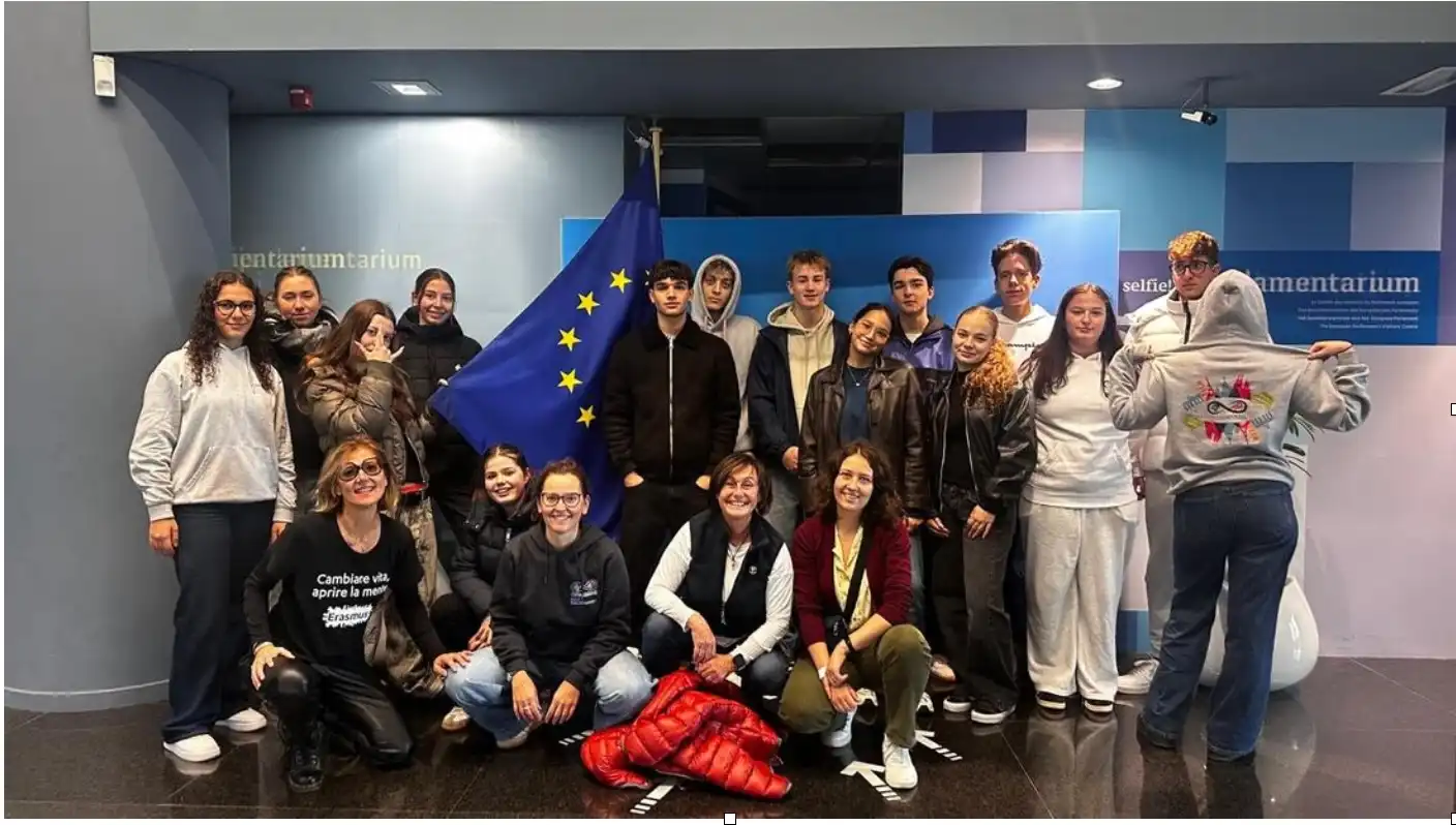 25 11 07 Erasmus Brüssel Erasmus+Team (2)