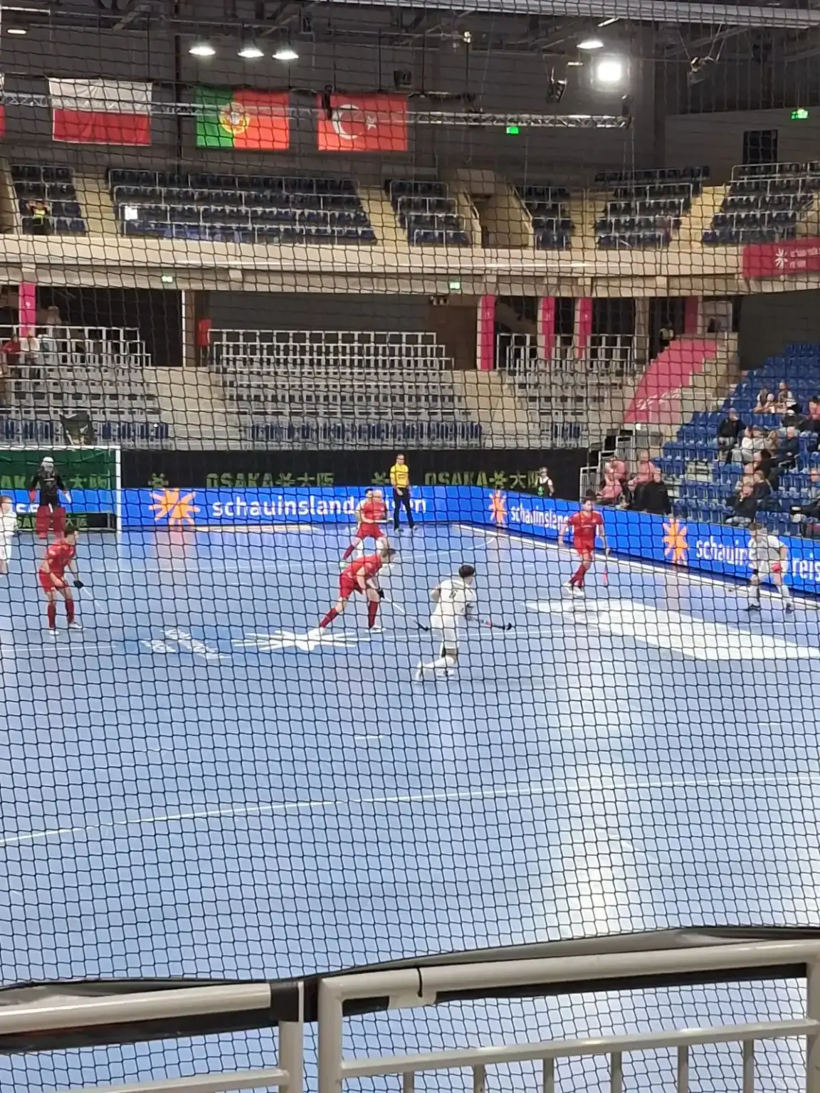 26 1 8 Hockey EM Anne Wolz (6aR), Astrid Braig (1)