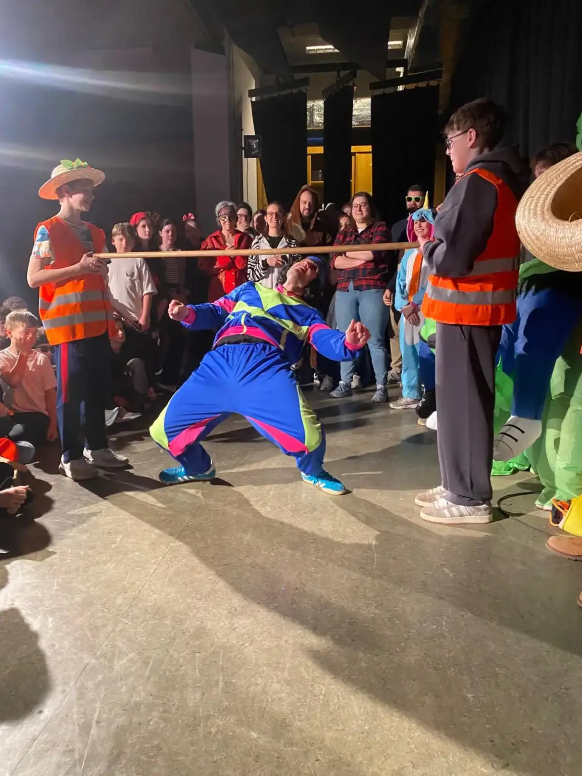 26 2 13 Unterstufenfasching Christian Spermann (2)