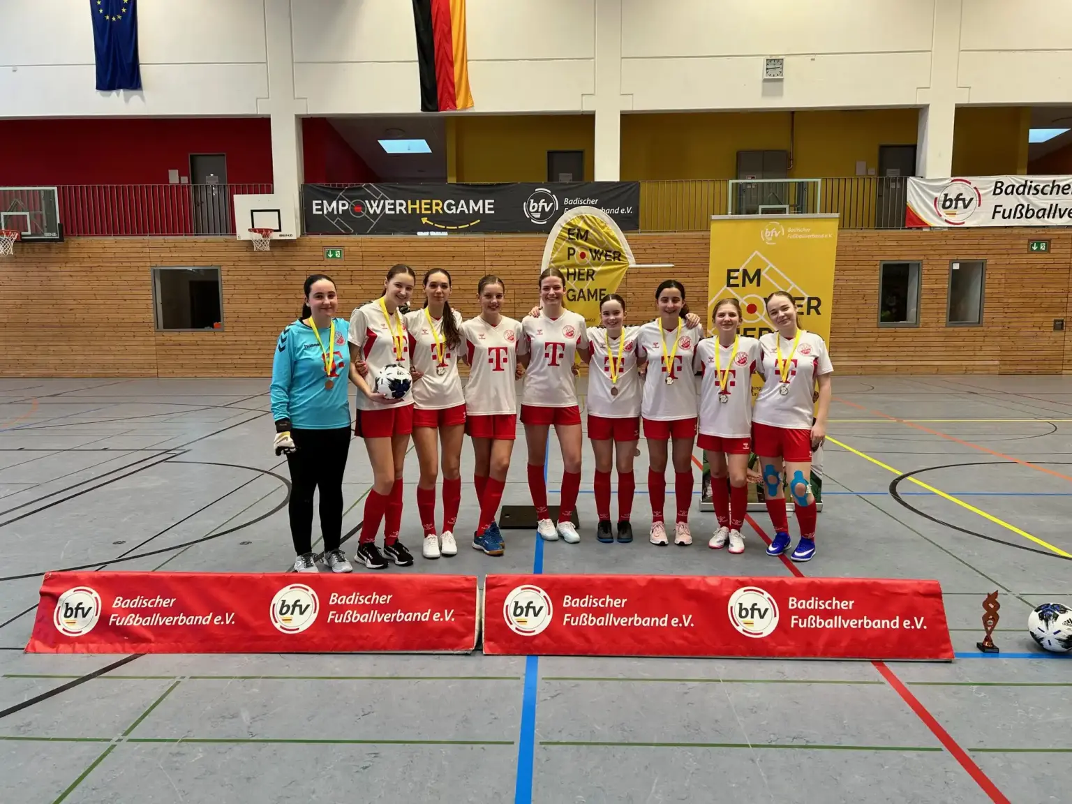 26 2 5 Mädchenfußball Lukas Hanusek (4)