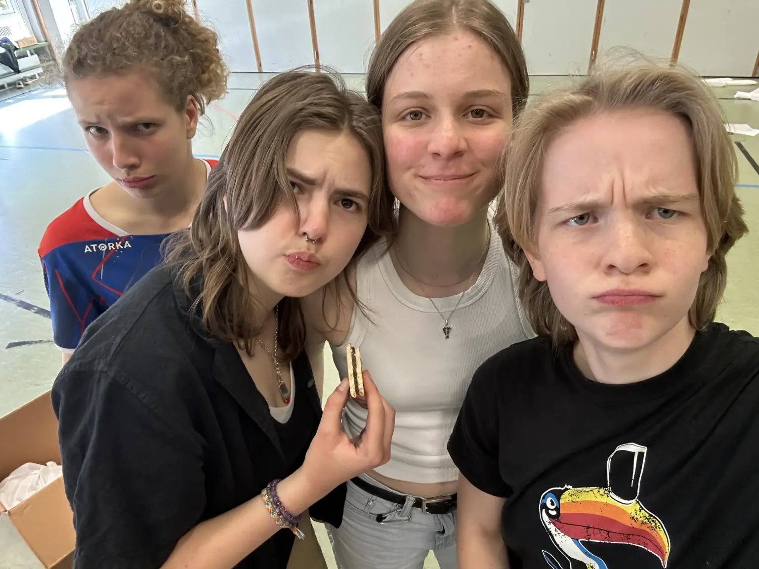 26 4 Theaterproben Oberstufe Alia Stille KS2, Greta Hauck KS2, Steffen Englert (5)