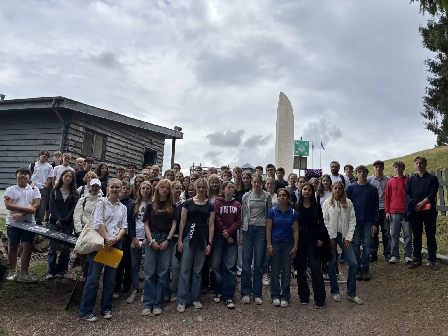 St. Raphael Schulen HD Besuch KZ klasse9 01