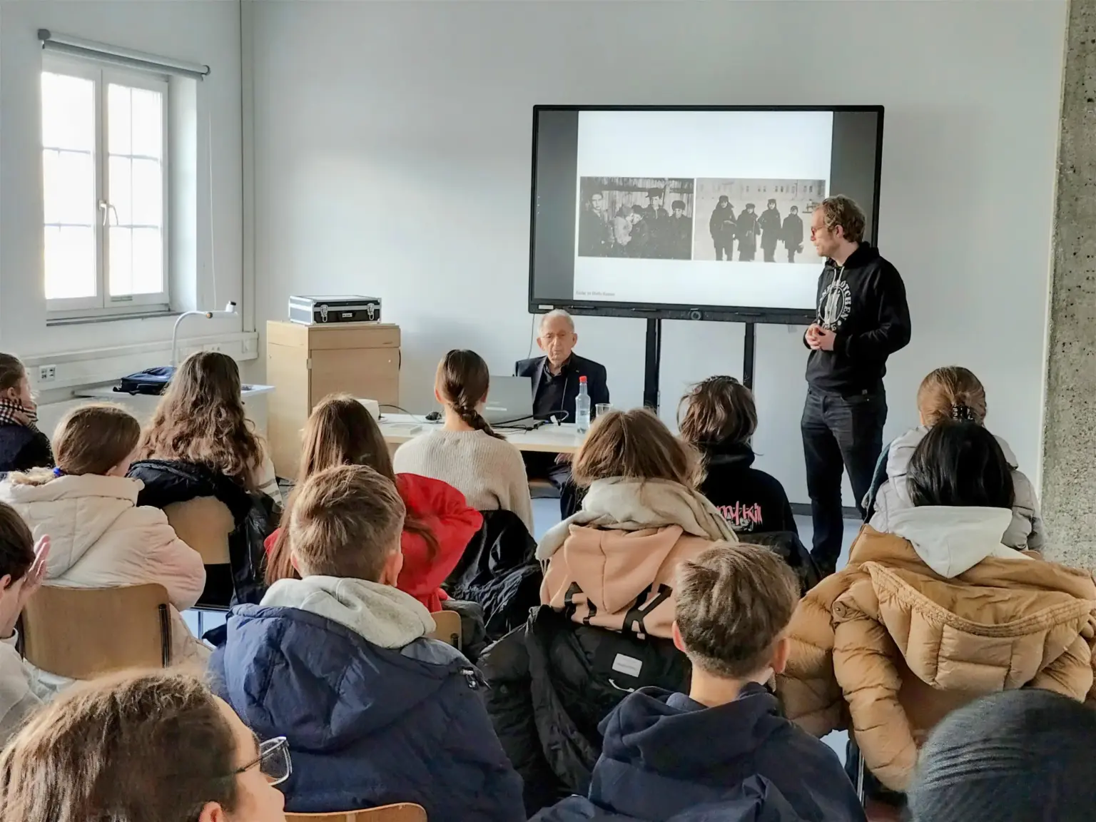 St. Raphael Schulen HD Exkursion Dachau 01