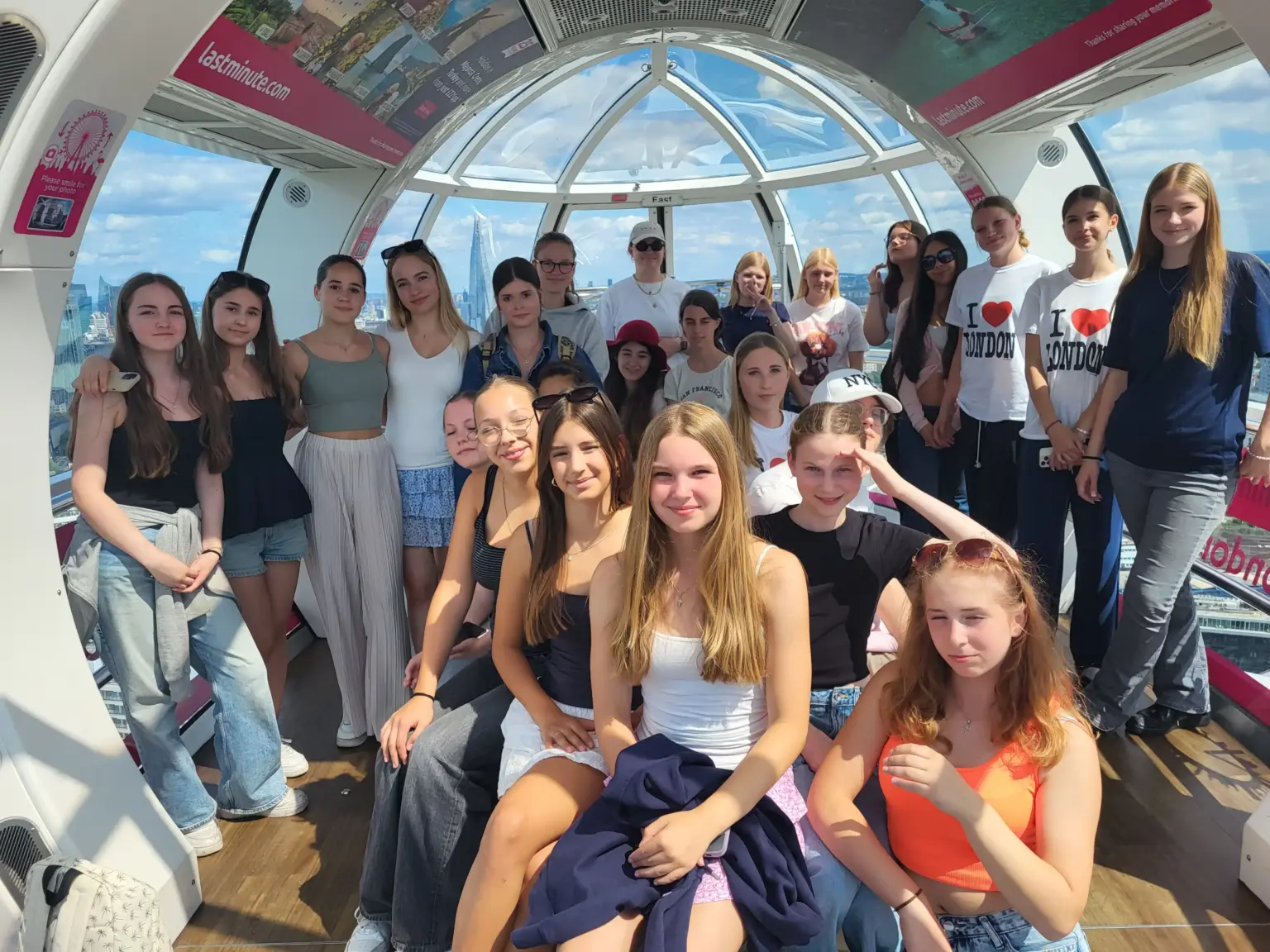 St. Raphael Schulen HD London 8aR 01