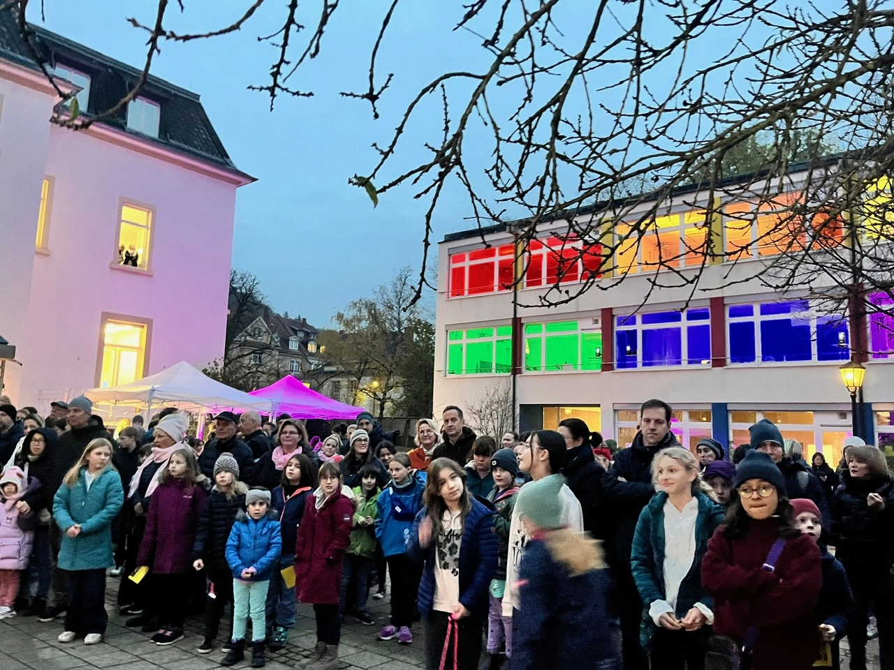 St. Raphael Schulen HD Novemberleuchten 04