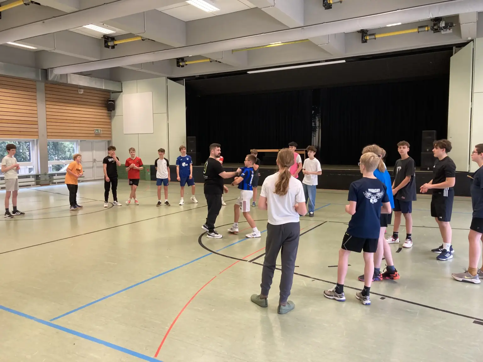 St. Raphael Schulen HD Selbstbehauptungskurs 01