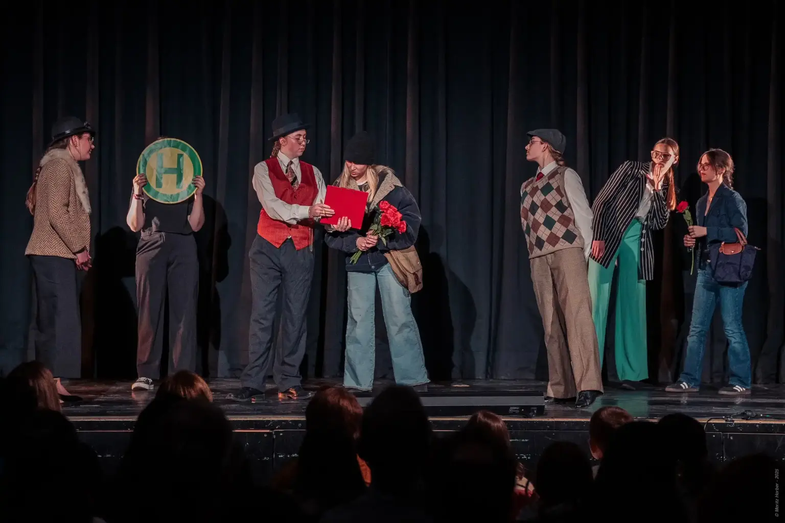 St. Raphael Schulen HD Theater Mittelstufe 07