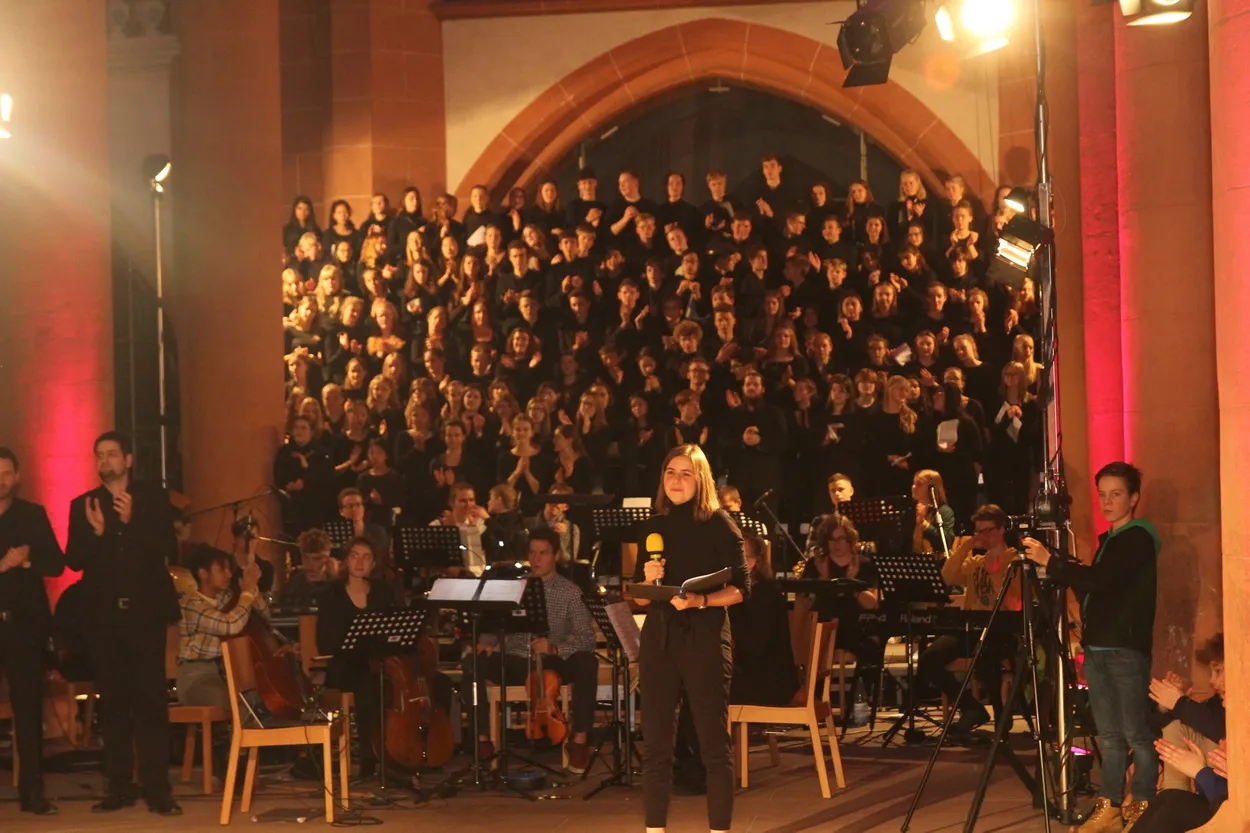 St. Raphael Schulen Heidelberg On the Edge of Light 2019 03